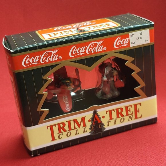Coca Cola Trim A Tree Collection Elf Flying Airplane Dog Carrying Coke Bottles - Picture 7 of 11
